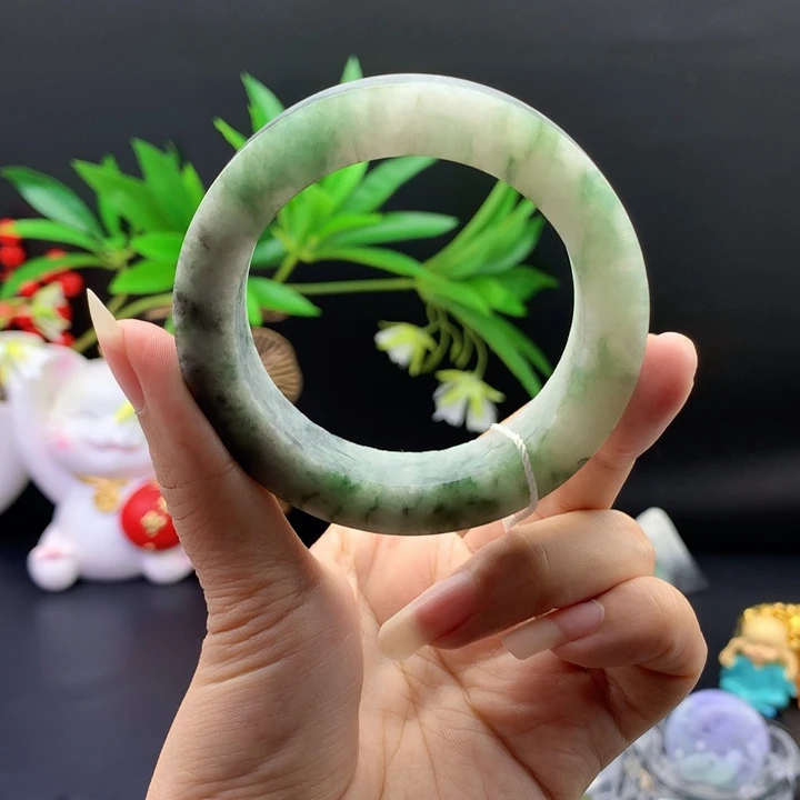 定制翡翠手镯未镶嵌