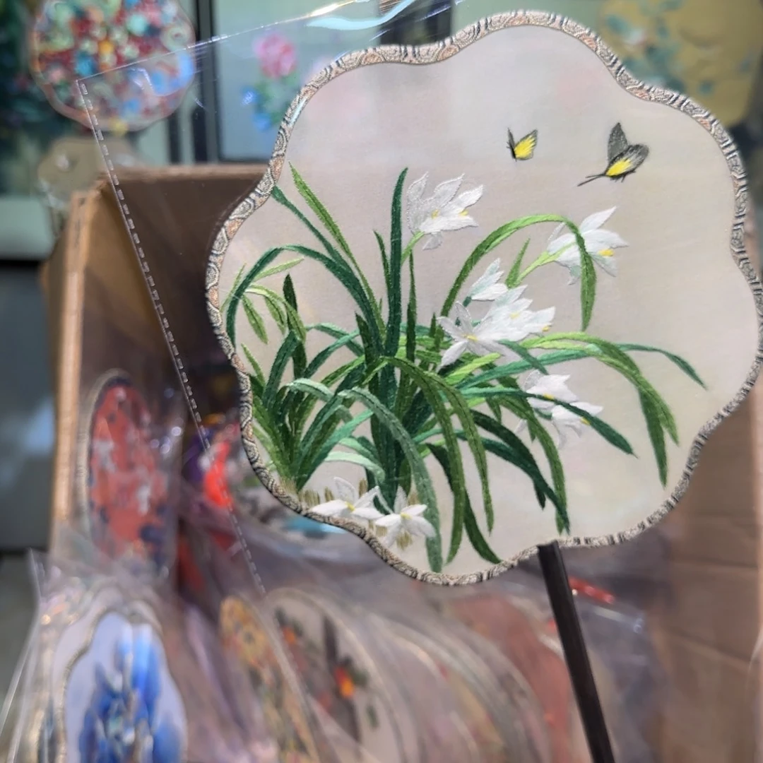 刺绣刺绣工艺精湛