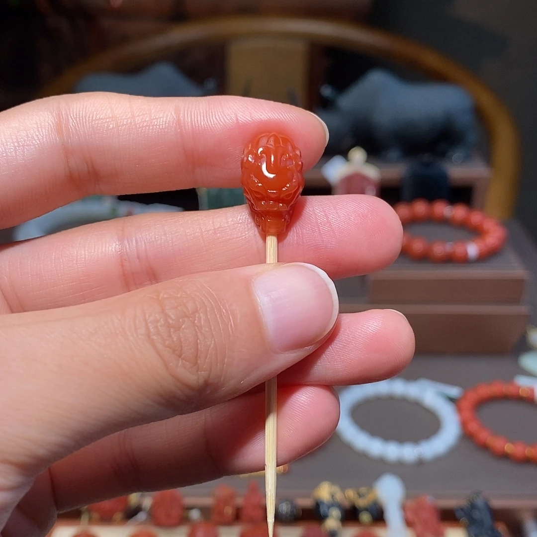 南红玛瑙未镶嵌手链