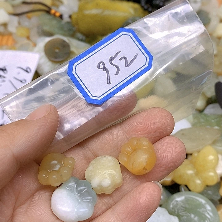 蛇纹石玉颈饰未镶嵌熙***嘻952
