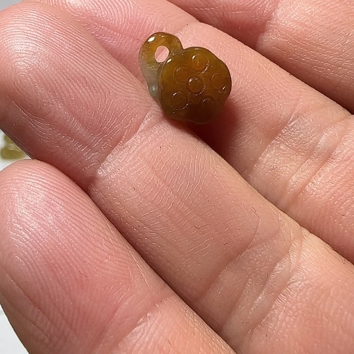 翡翠未镶嵌颈饰天然缅甸翡翠莲蓬