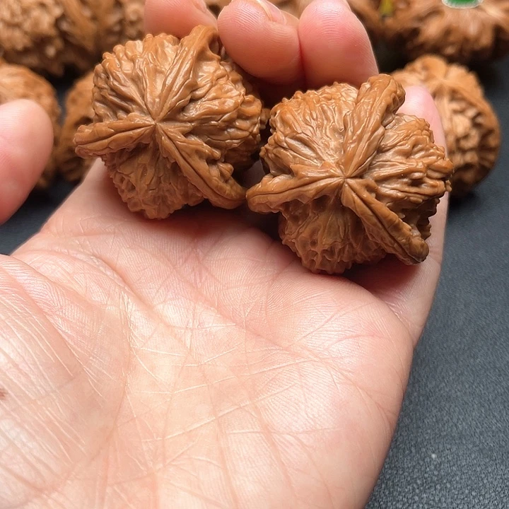 核桃39尺白狮子拼接三棱