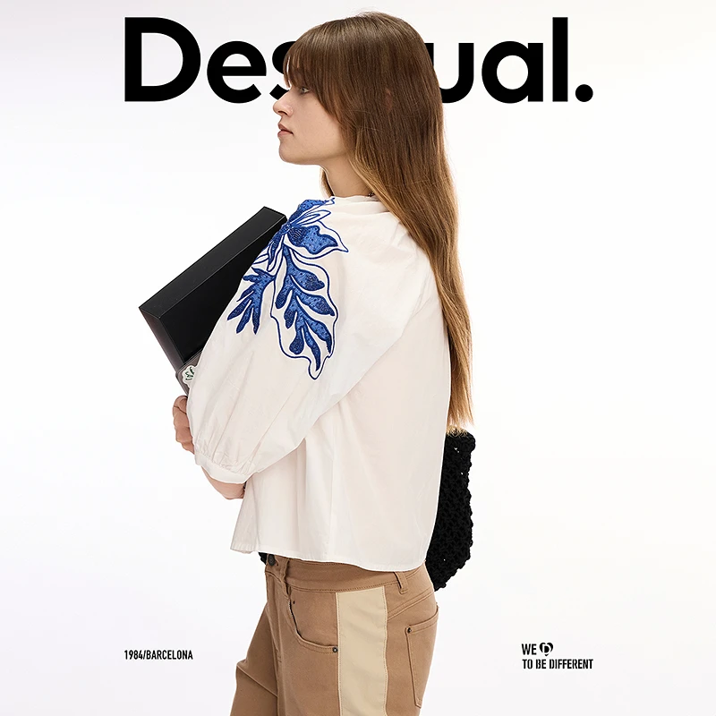 Desigual宽松花卉钉珠刺绣V领中袖女式衬衫