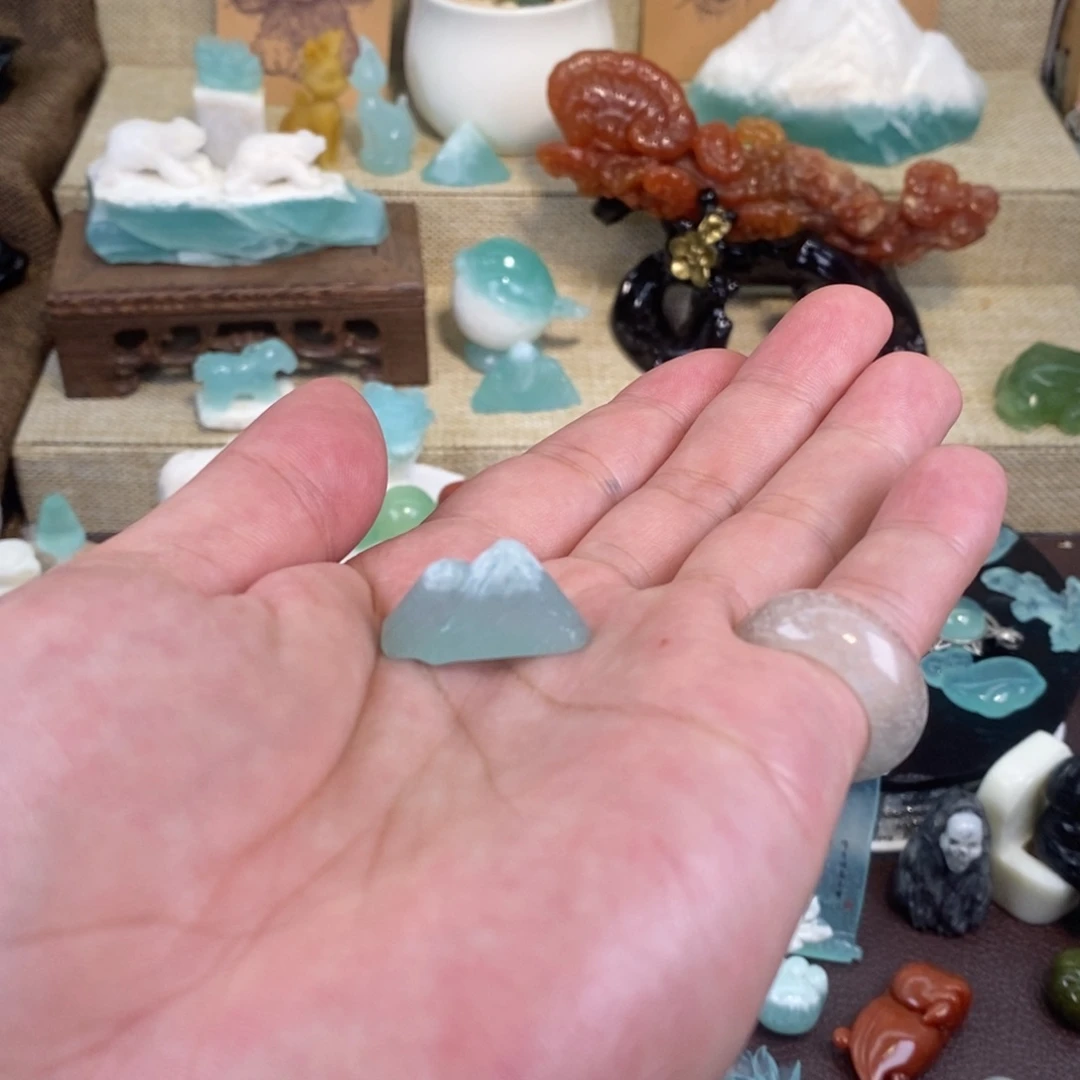 合金蛇纹石玉颈饰浮*丶