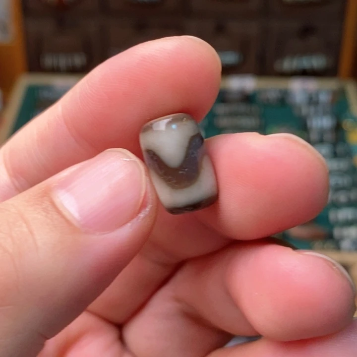 未镶嵌玛瑙/玉髓珠宝半成品