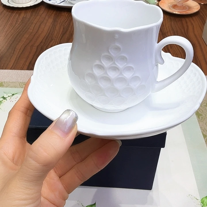 瓷片杯子杯子杯子杯子水杯杯子