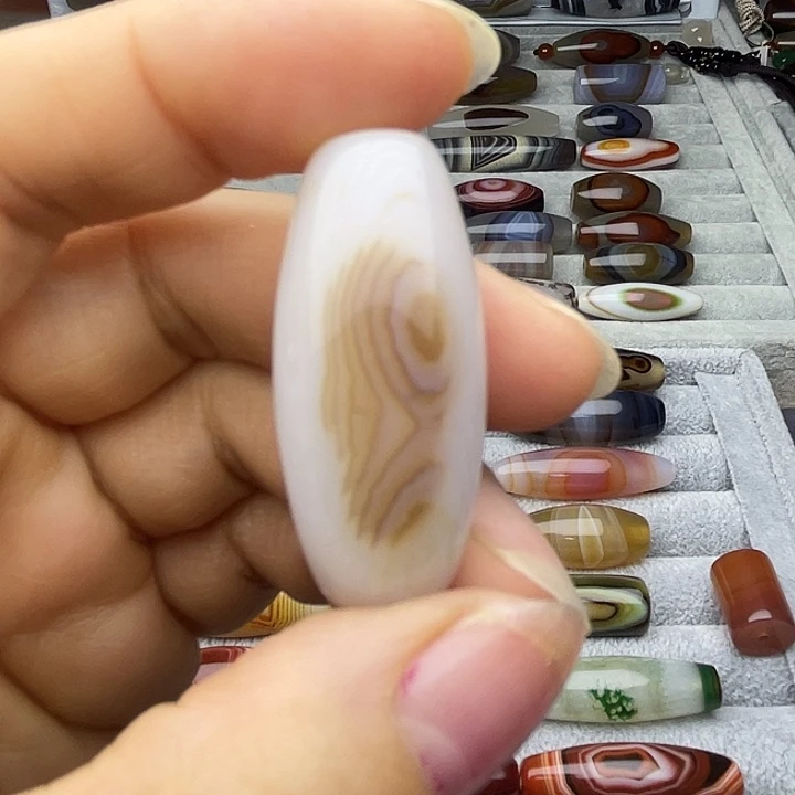 玛瑙/玉髓合金颈饰