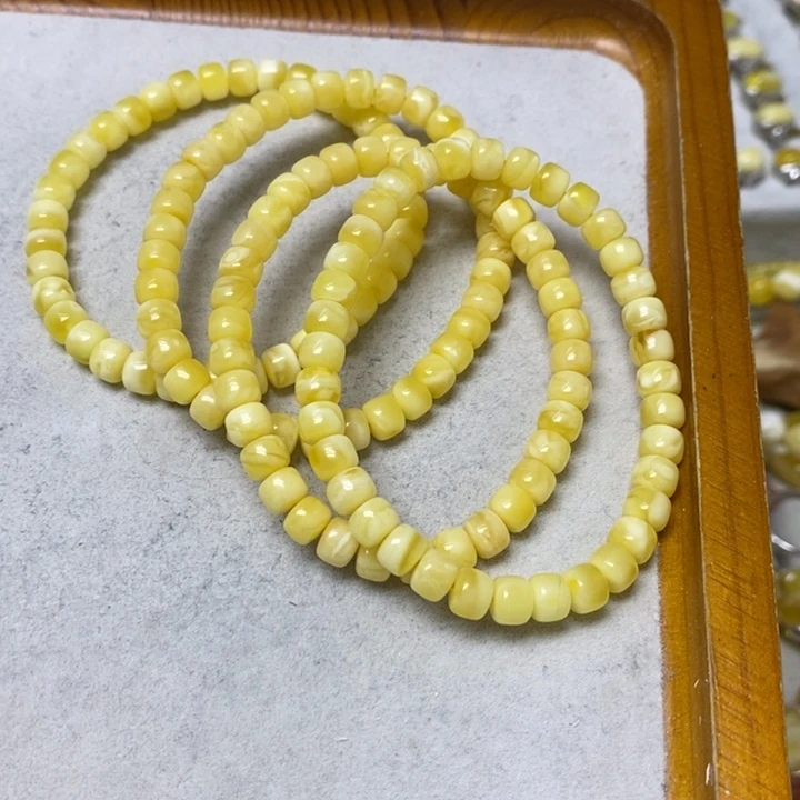 蜜蜡未镶嵌裸石多样性发货其一