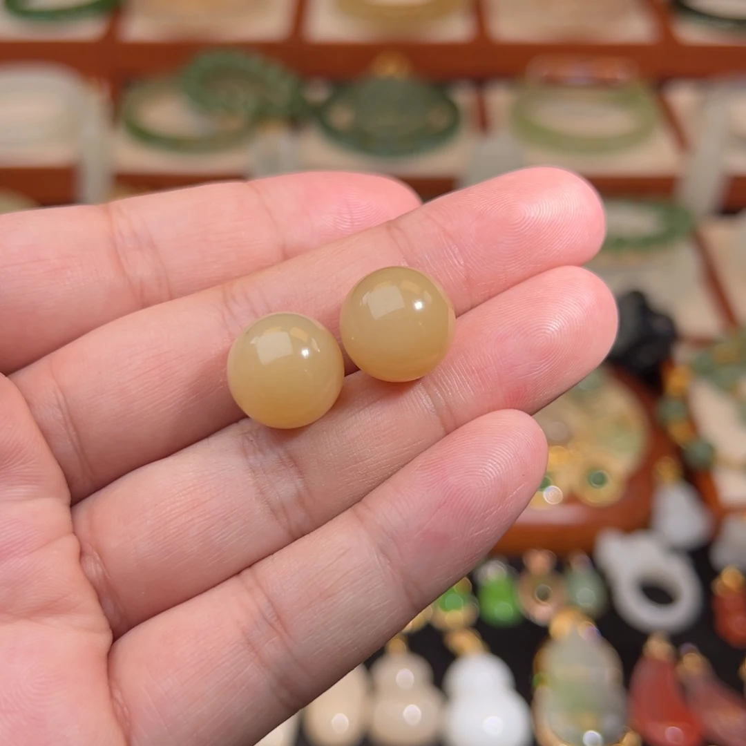 和田玉银S925镶嵌耳饰