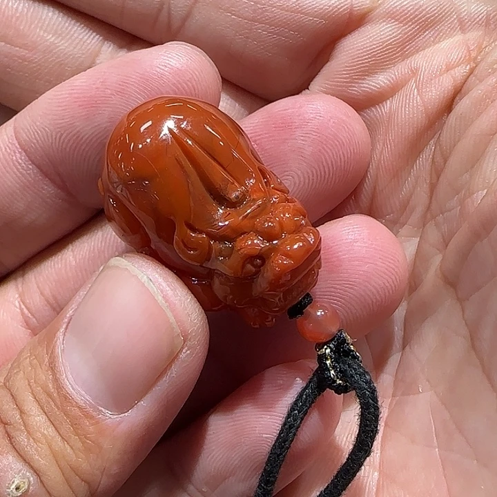 南红玛瑙未镶嵌颈饰