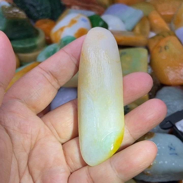 翡翠未镶嵌颈饰缅甸翡翠