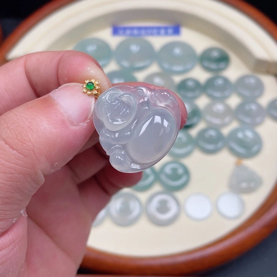 颈饰18K金镶嵌翡翠67877778777
