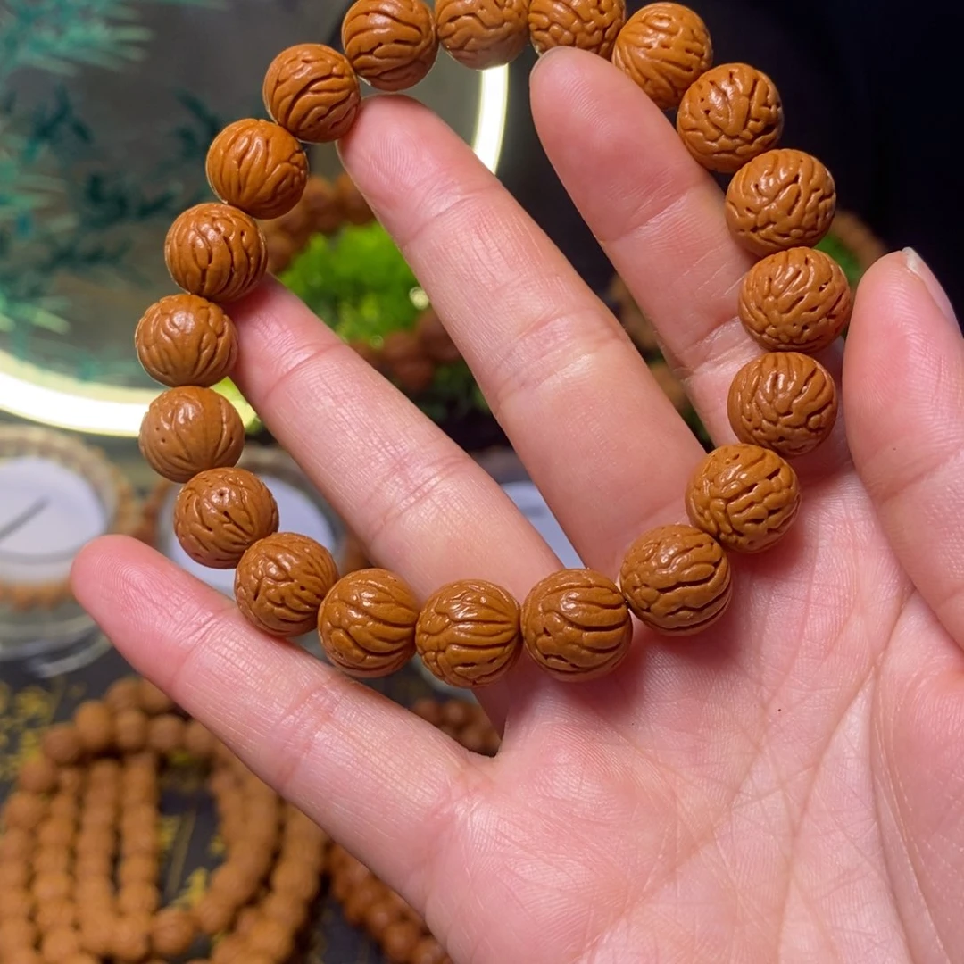 【闪购商品】手串桃核王*坡