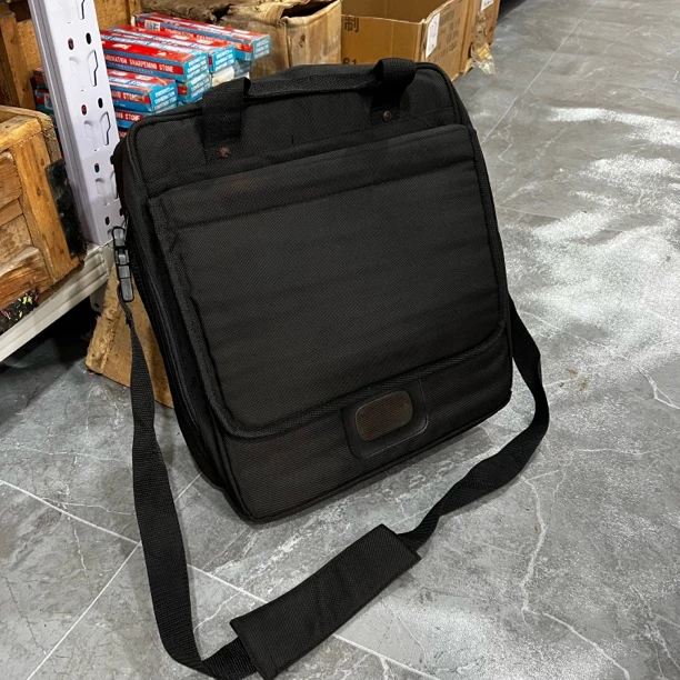 【713】黑色单肩包工文包电脑包帆布包（42*38厘米）厚9厘米