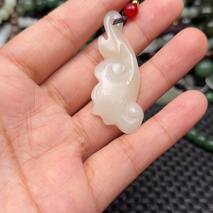 颈饰未镶嵌和田玉