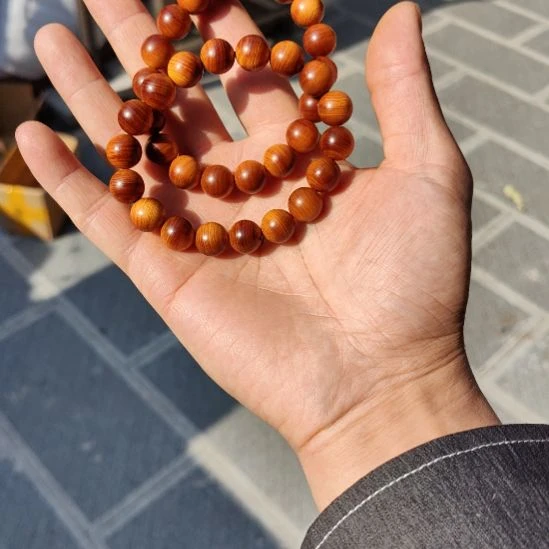 1.2黑油陈华料一条。。。