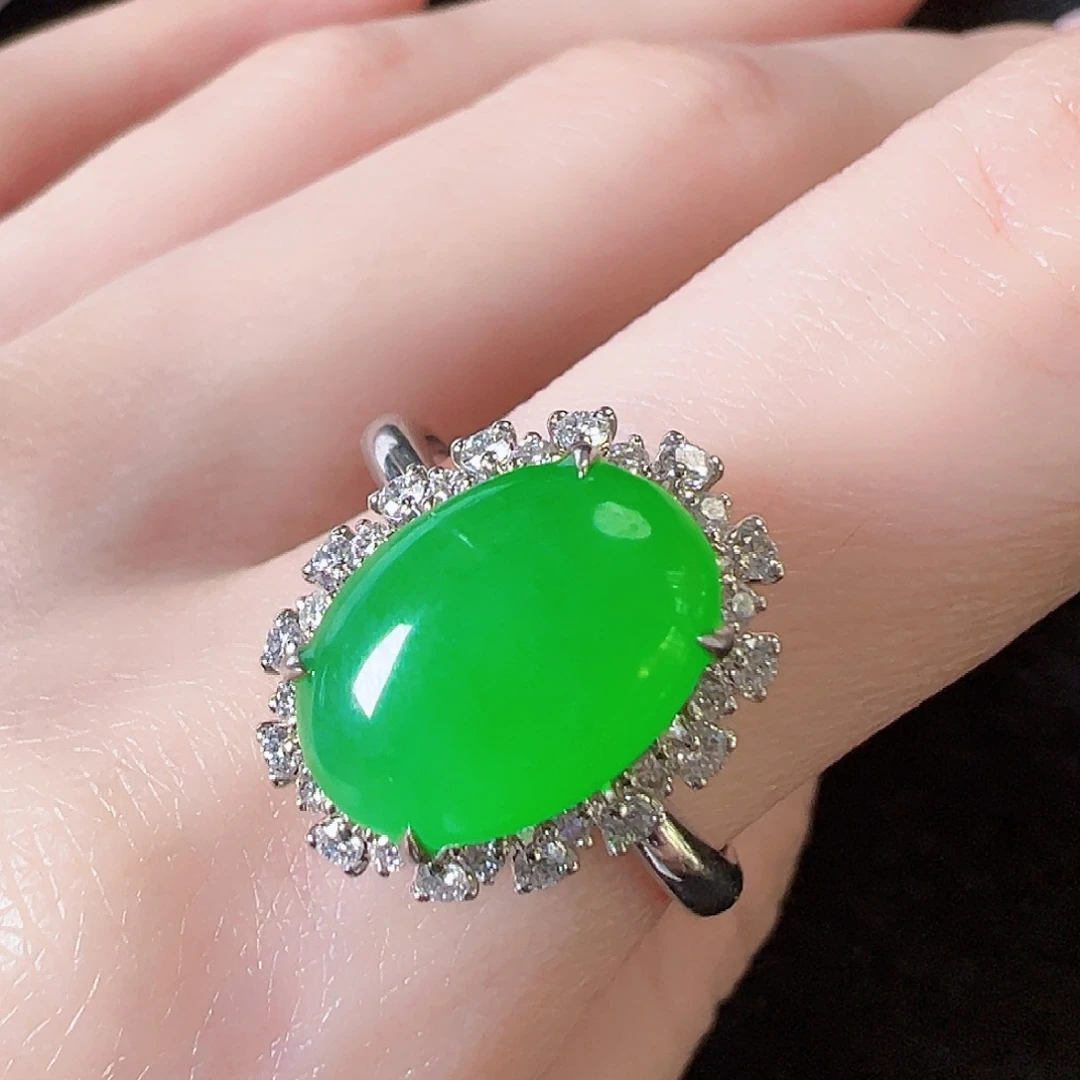 翡翠戒指18K金镶嵌签收后24小时鉴赏期，过时不退