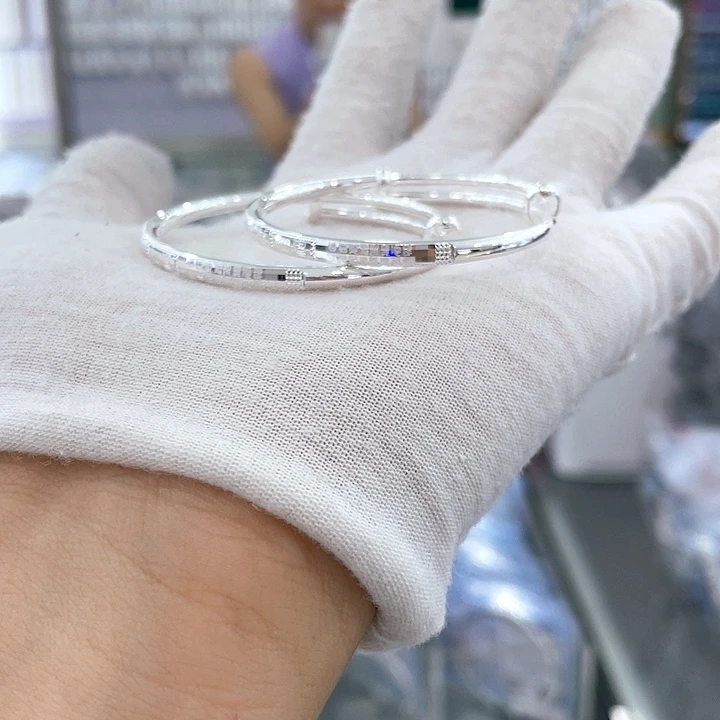 无足银足银999.9手镯