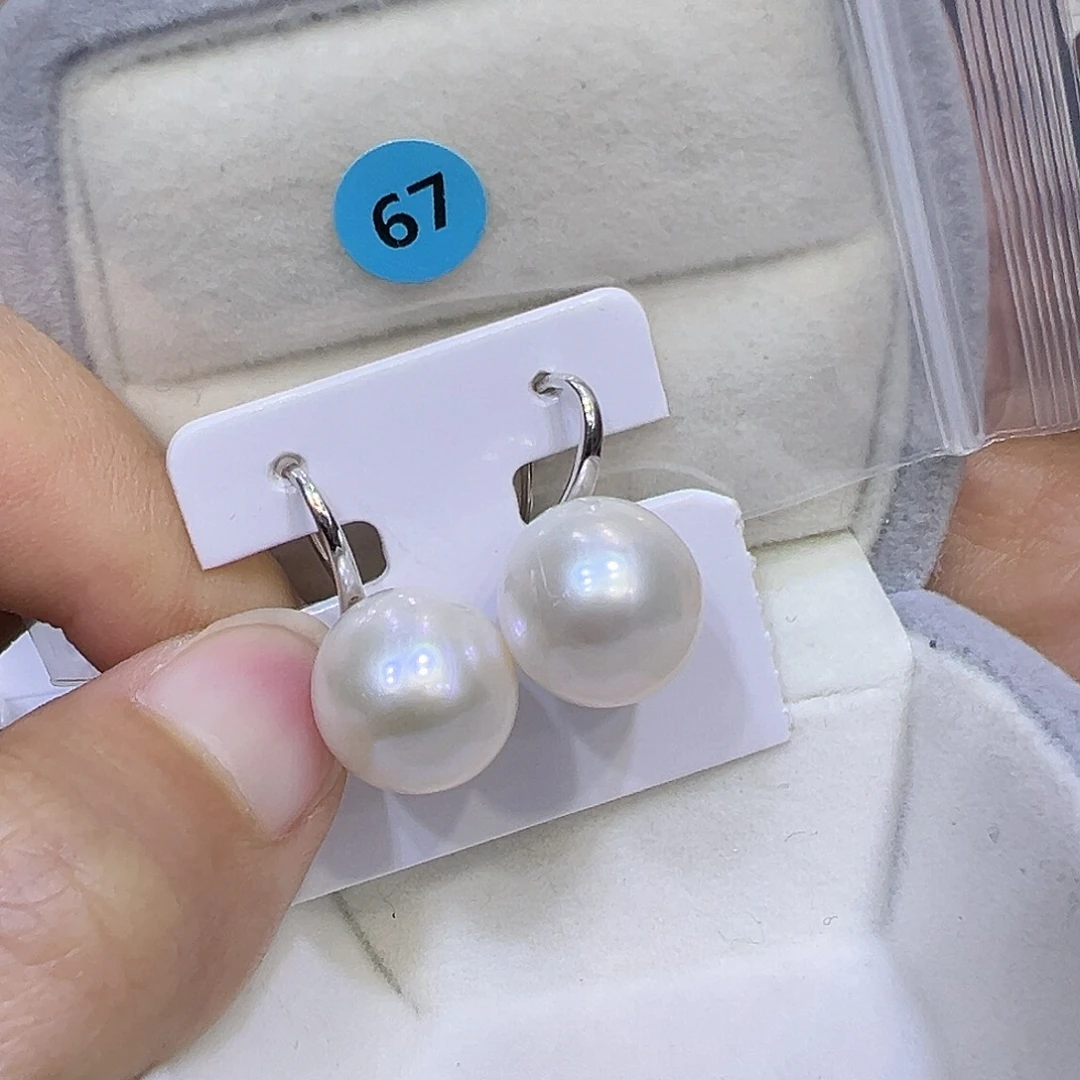淡水珍珠银S925镶嵌耳饰
