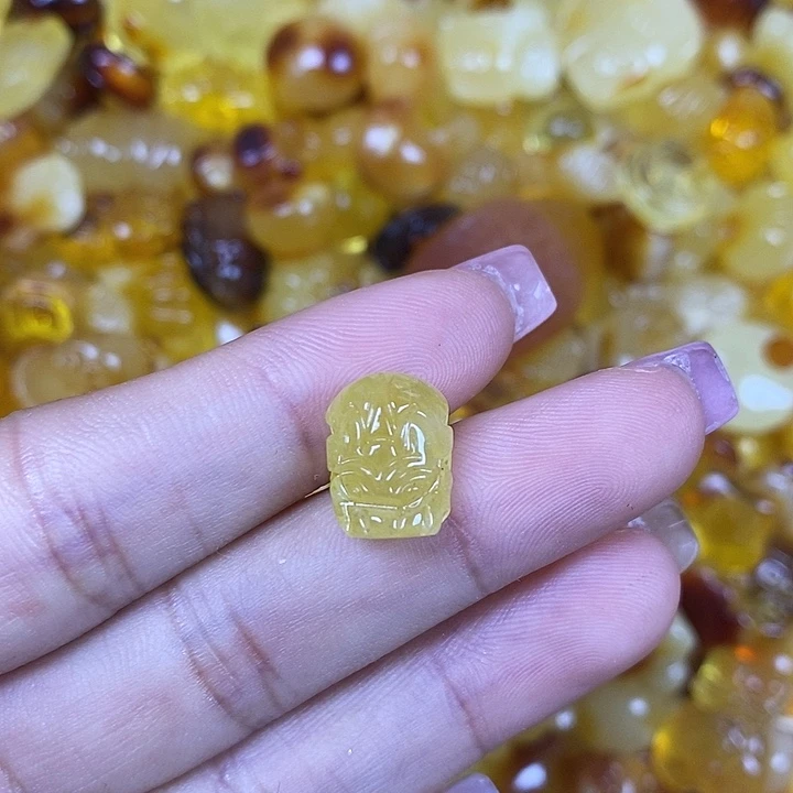 橄榄核吊坠小貔貅90