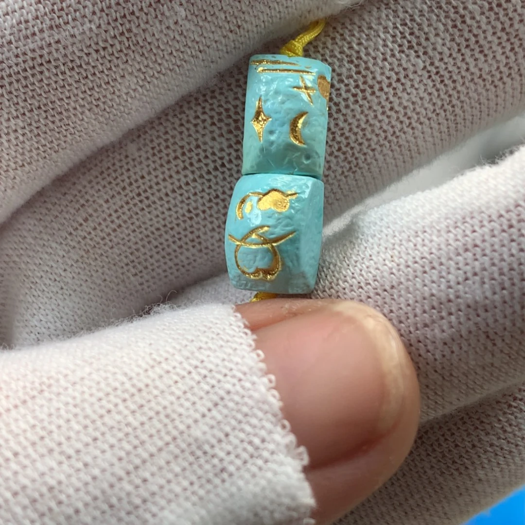 绿松石未镶嵌挂件