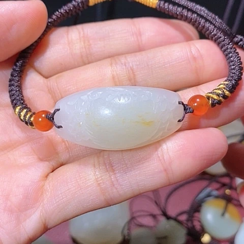 【闪购商品】未镶嵌和田玉挂件爱**台