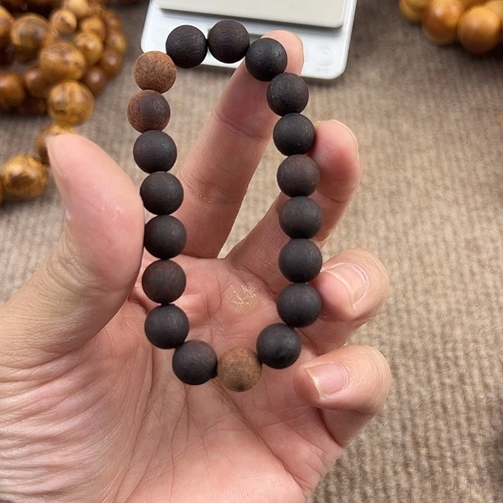 木蓝****）降真香1.0紫油。。。。。