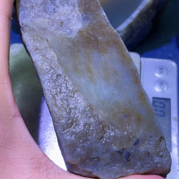 和田玉（糖玉）未镶嵌珠宝半成品