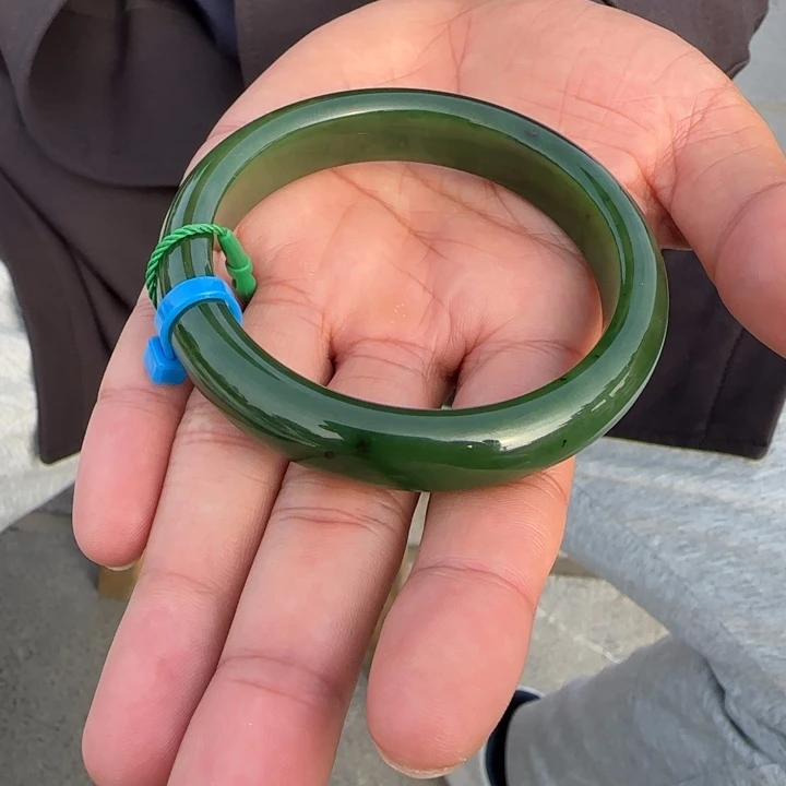 和田玉未镶嵌手镯59