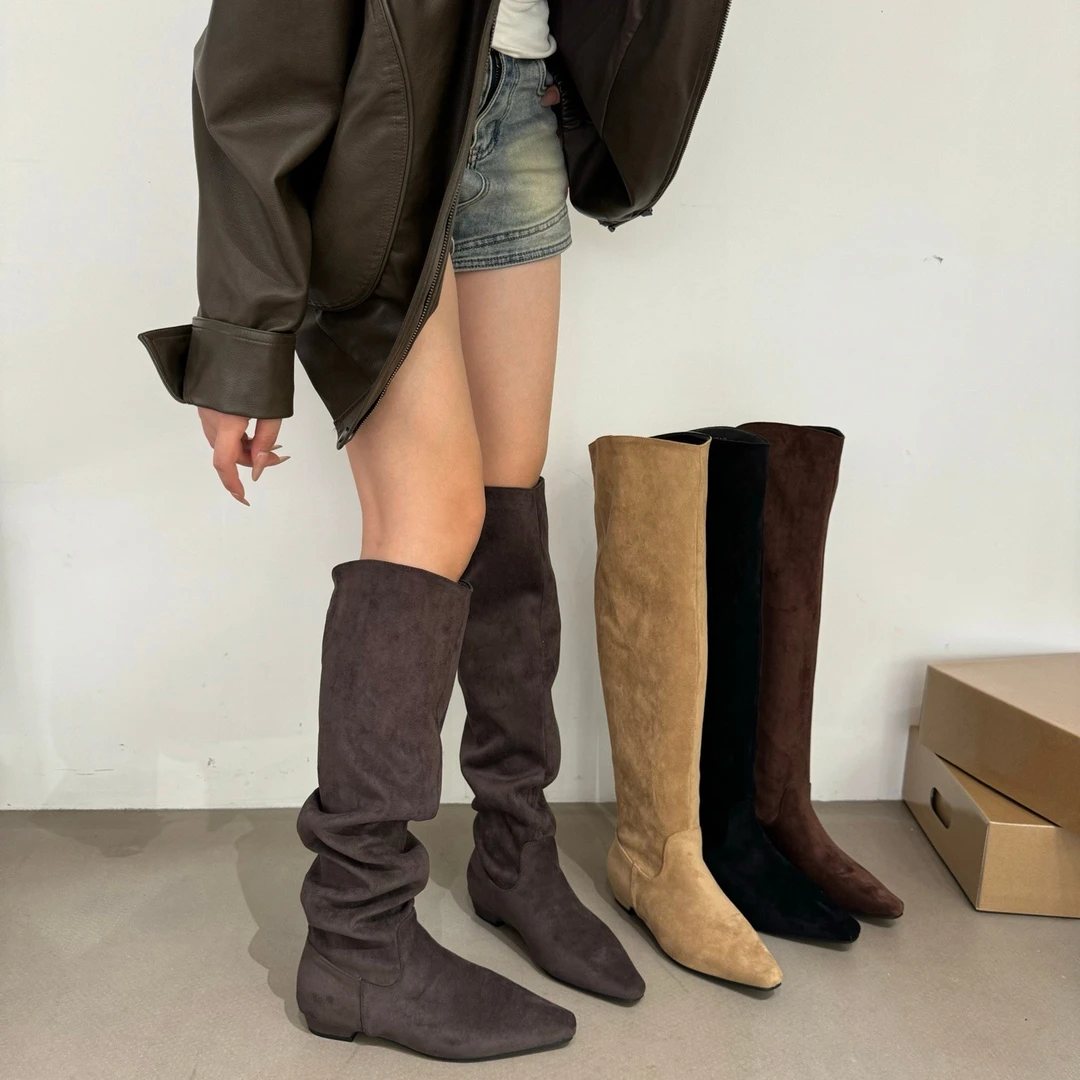 粗跟卡其色绒面高筒堆堆骑士长靴女靴子2025秋冬季V口瘦瘦长筒靴