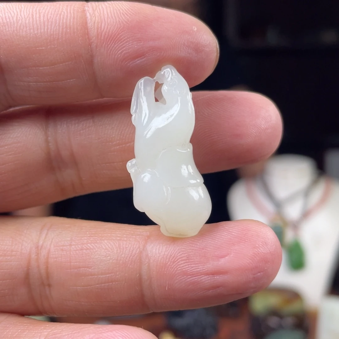 和田玉未镶嵌吊坠(不含链)