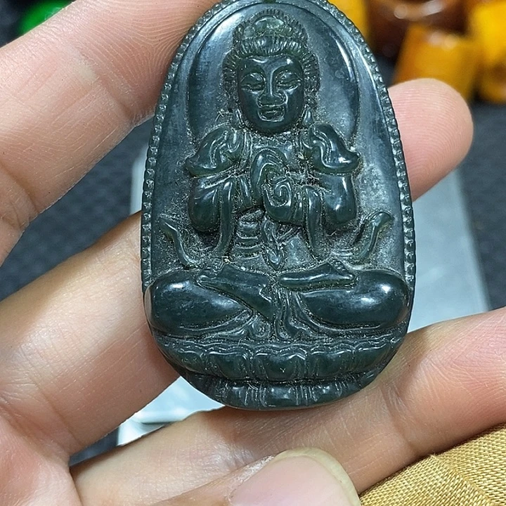 吊坠滴血莲花菩提