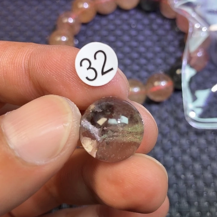 卢***岁水晶吊坠(不含链)未镶嵌