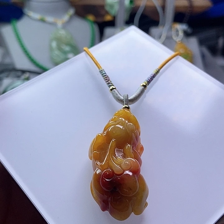 颈饰未镶嵌翡翠未镶嵌翡翠（赠链）