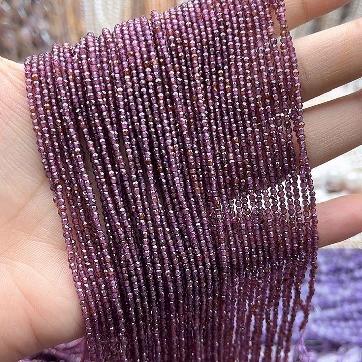 未镶嵌玛瑙/玉髓珠宝半成品一条2mm左右石榴石刻面