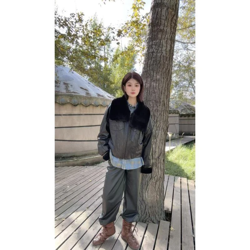 西夏尚美【7799】皮毛一体气质时尚洋气翻领轻奢冬季外套女款短款
