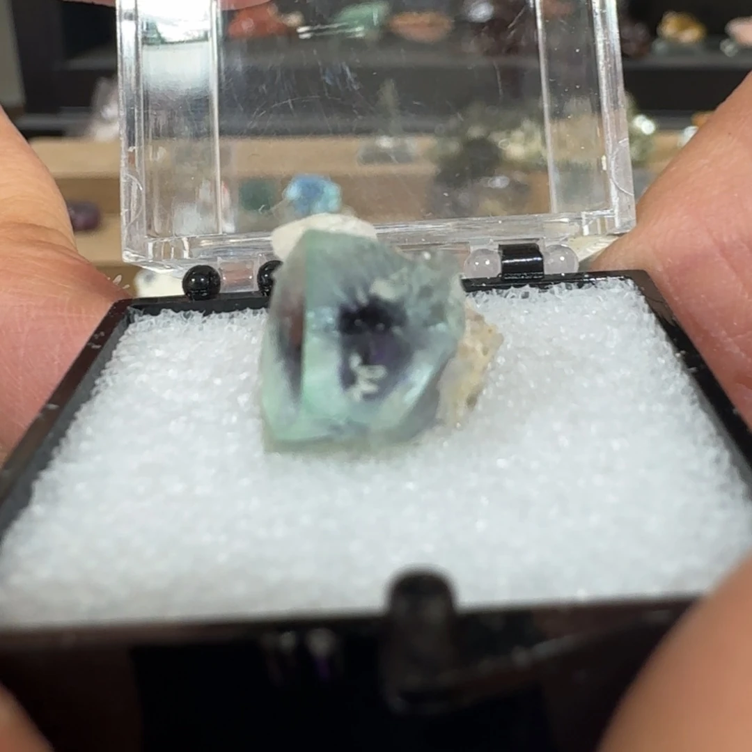 月下珠宝严选矿物