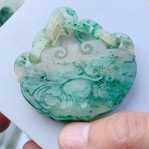 未镶嵌独山玉吊坠(不含链)