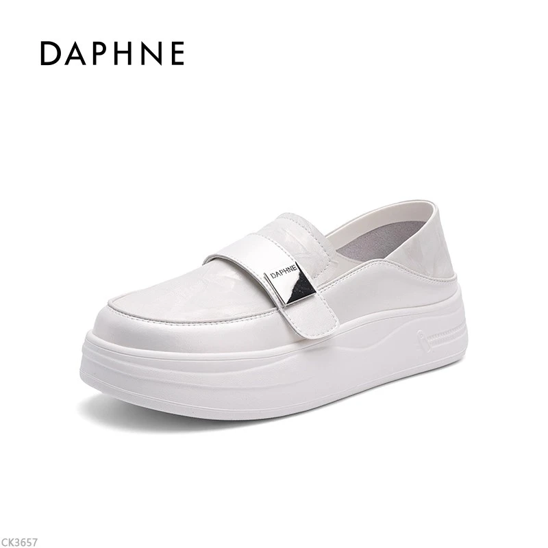 达芙妮厚底小白鞋女鞋2025夏季新款百搭透气休闲板鞋通勤休闲鞋子