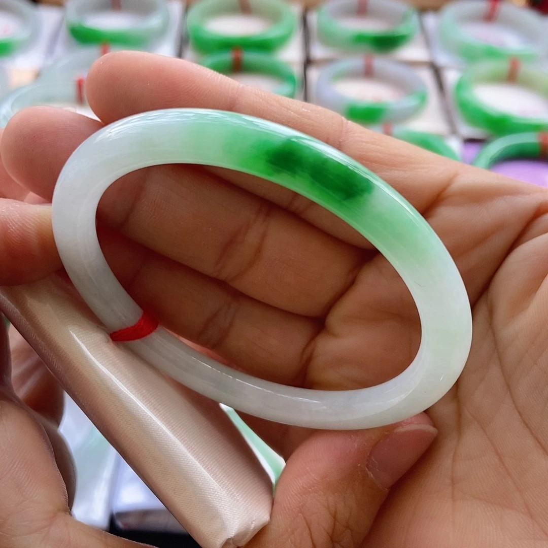 未镶嵌手镯翡翠8号