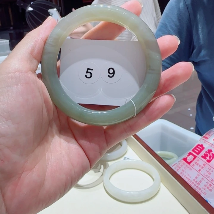 和田玉未镶嵌手镯218