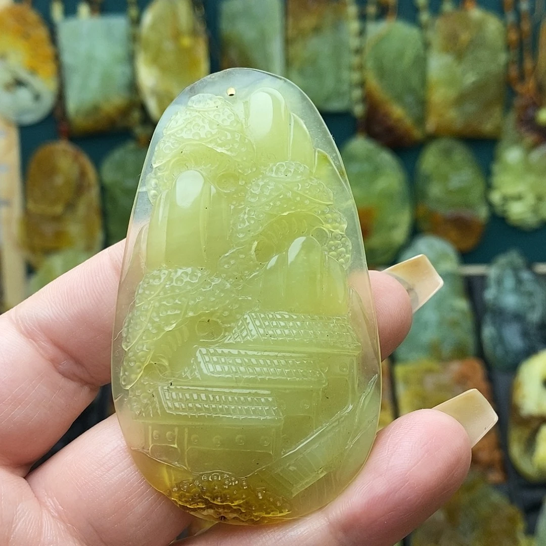蛇纹石玉未镶嵌颈饰手工山水