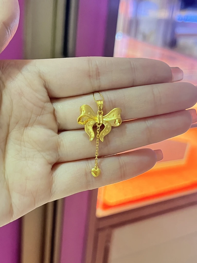 足金在逃公主吊坠