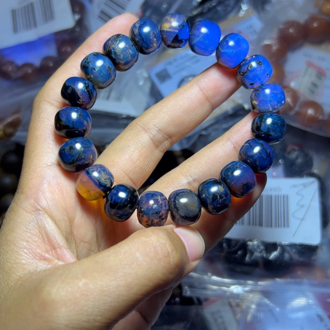 未镶嵌琥珀珠宝奇石176