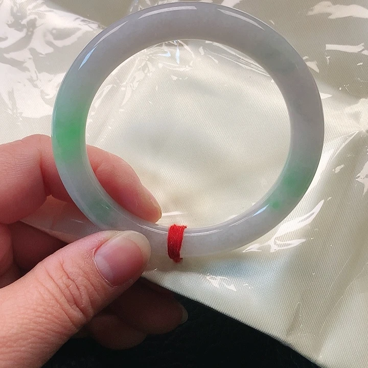翡翠手镯未镶嵌翡翠128