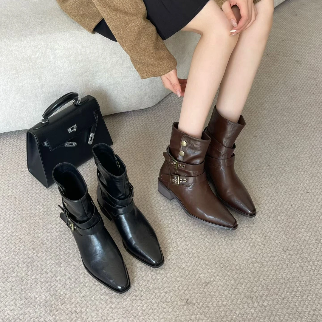 姬纯希品牌加绒尖头女中跟马丁靴牛皮瘦瘦靴时尚秋冬季单靴女靴