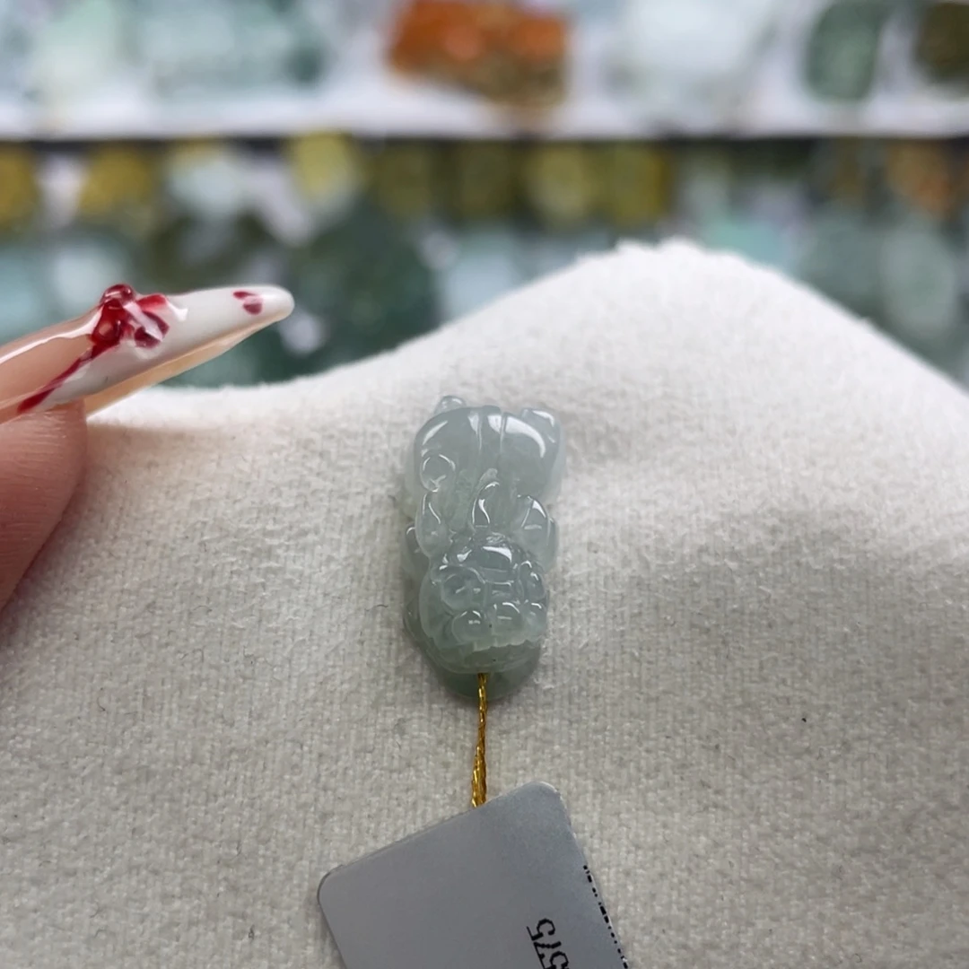 颈饰未镶嵌翡翠貔貅7