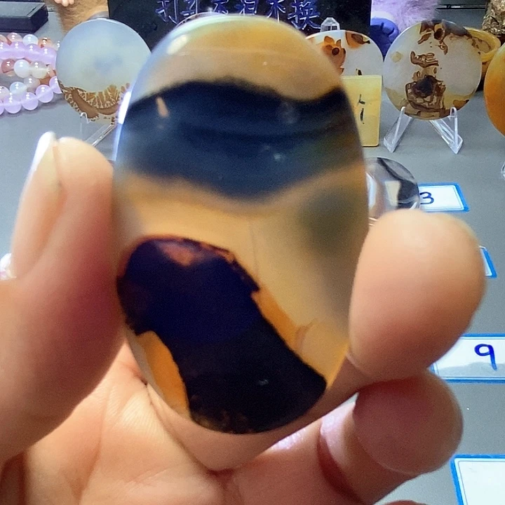 玛瑙/玉髓未镶嵌珠宝半成品