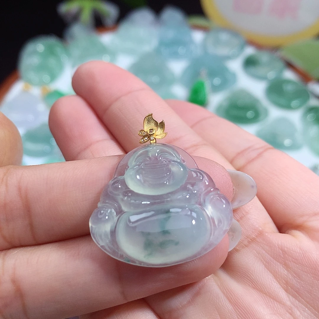 翡翠未镶嵌颈饰佛公