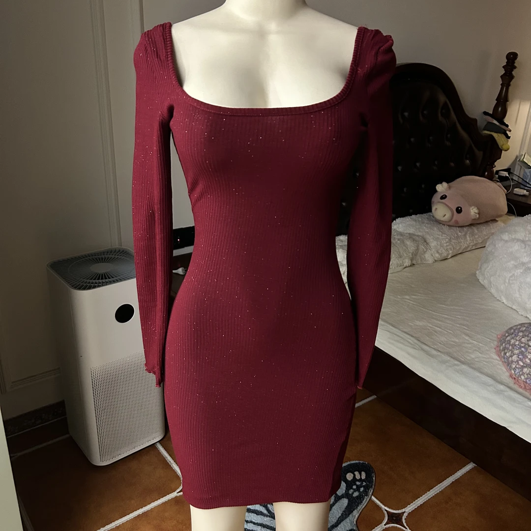 【清】“好美好美好美”红色自带发光体连衣裙